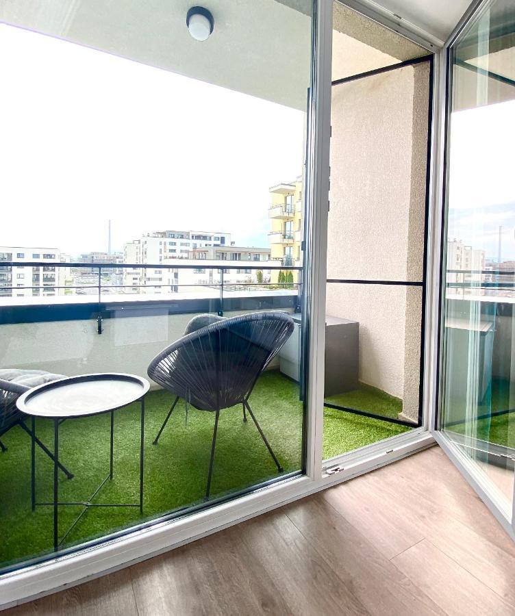 Astoria Apartment - Pet Friendly Брашов Екстер'єр фото