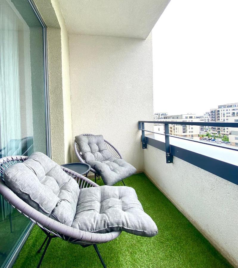 Astoria Apartment - Pet Friendly Брашов Екстер'єр фото